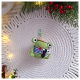 Żabka szydełkowa brelok 10 cm handmade amigurumi zawieszka