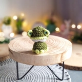 Brelok Żabka Handmade Ciemnozielona na Szydełku 15 cm