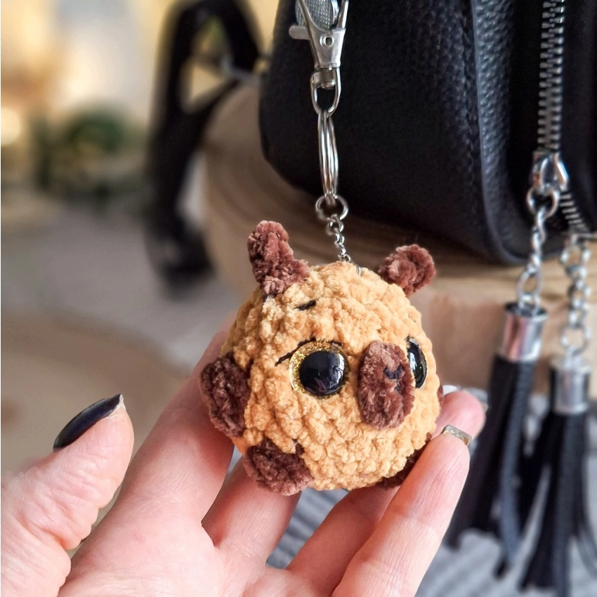 Brelok Kapibara Handmade Pluszowa Amigurumi 14 cm do Plecaka Kluczy